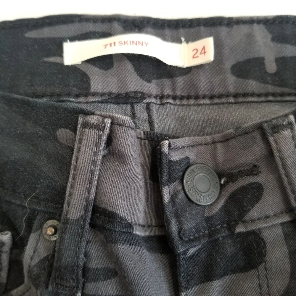 Levi's 711 Skinny Jeans Camo Size 24 - Picture 4 of 6